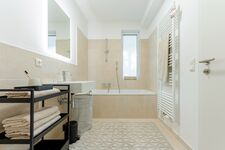 revLIVING Montageluxus Apartments Krems an der Donau Bild 9