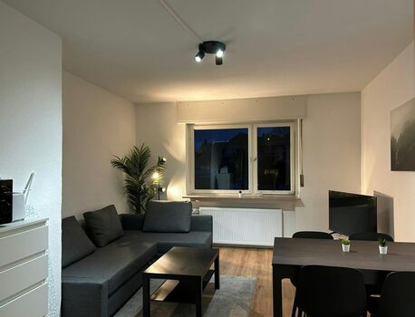 Großzügige 5 bis 6-Zimmer-Wohnung für 10 , 8 oder 7 Gäste