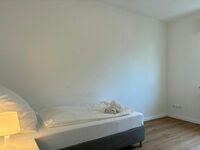 Großzügige 5 bis 6-Zimmer-Wohnung für 10 , 8 oder 7 Gäste Bild 9
