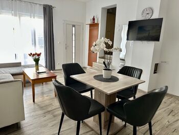 Room Connect-Rhaunen Apartments *Platz für 25 Personen*