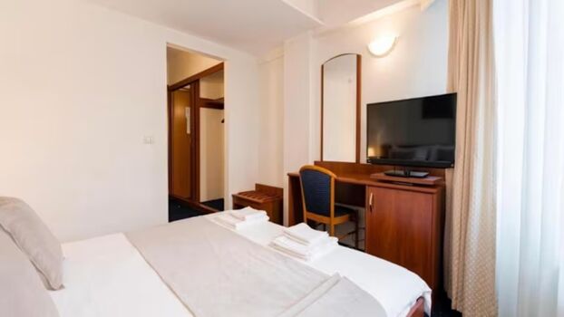 Hotel Pension De Lux Rain Bild 2