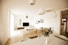 Moderne Whg. mit Balkon, Parkplatz, E-Ladest. Nähe Köln/Bonn Bild 10