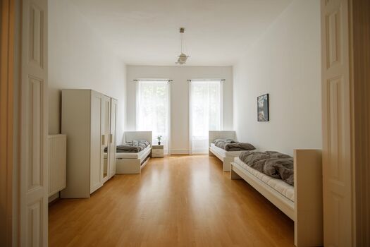 Josef Apartments Picture 2