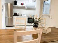 Haus in Wenzendorf, 2-7 Zimmer mit Garten und Terrasse Zdjęcie 1