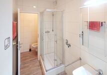 Dusche + WC OG