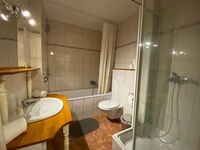 XXL Gruppenapartments | 8 Min. zum Flughafen | 160m² | WLAN Bild 16
