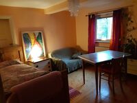 Charmante farbenfrohe Unterkunft Picture 13