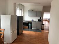 Private Wohnung mit Parkplatz, zentrale Anbindung Bild 7