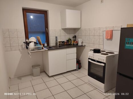 Helle, teilmöblierte Wohnung ab sofort zu vermieten! Bild 3