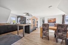 Küche und Essbereich