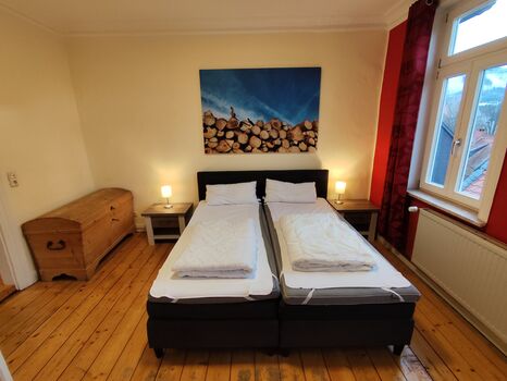 2 große Wohnungen mit jeweils 5 Schlafz. in Goslar-Altstadt