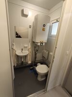 Möblierte Container-Zimmer mit 2–4 Betten zu vermieten – Für Bild 8