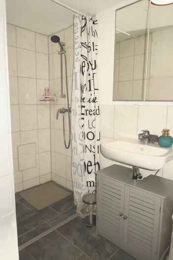 Frisch renovierte 2 Zimmer Wohnung Obrázok 4