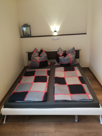 Zimmer3 (Doppelbett 1,60m)