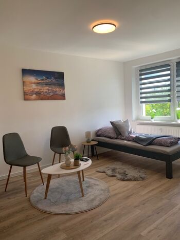 Apartment "Madrid" mit Balkon Bild 2