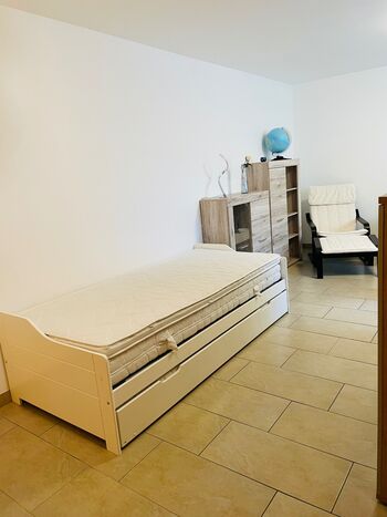 Souterrain-Appartement Neumann-Polat Bild 3