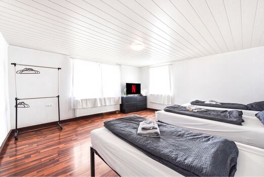 Ganzes Appartments in Kirchheim Teck. Eigenes Bad, Küche, Wohnung. Bild 5