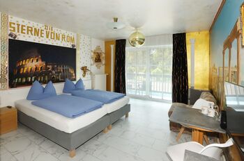 Schlagerschloss Hotel Bild 1