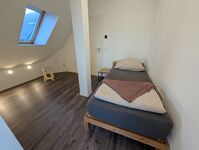 Villa-Merry 6 abgetrennte Wohnungen unter einem Dach Bild 24