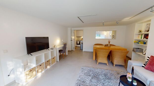 Gemütliche Souterrain-Wohnung mit Blick ins Grüne Picture 2