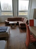 GroßzügigeWohnung nah an Wanderwegen, Öffis und Innenstadt Bild 1