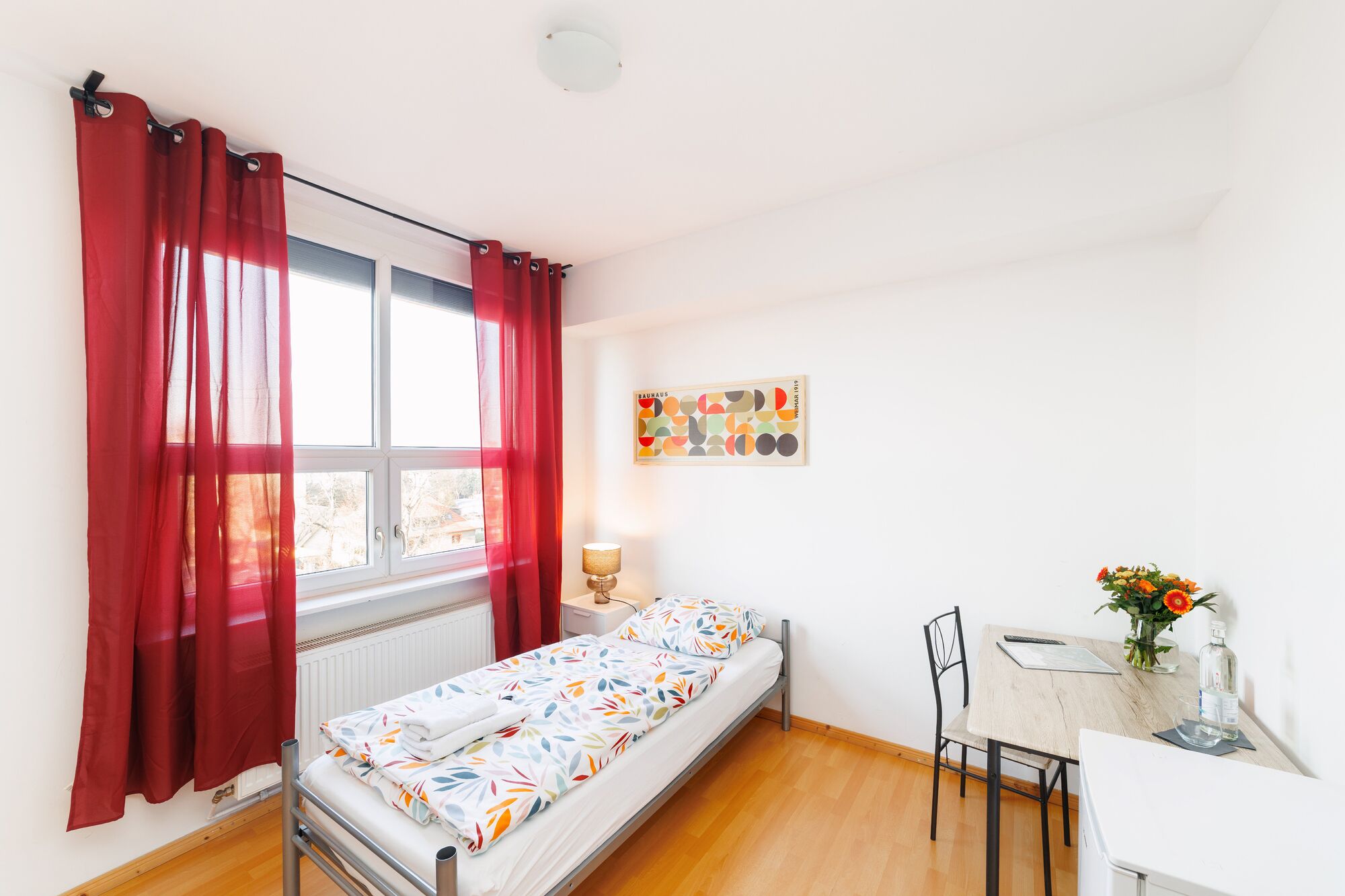 Einzelzimmer mit eigenem Bad 