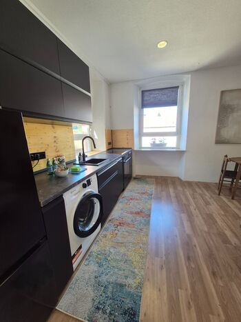 Apartment #1 Picture 3