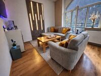 FOR BIG TEAMS: Modern Apartments, GRILL+TERRACE, BUNDESLIGA, PS5 Picture 2