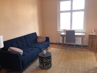 Wohnung neben Bahnhof Haltestelle mit Parkplatz Bild 7
