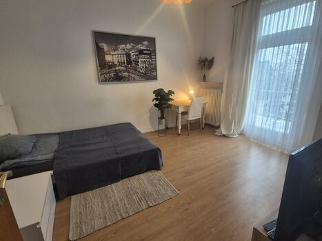 5 Zimmer Wohnung mit 2 Badezimmer, 2 Balkonen