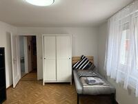 ARCOS Wohnung–Geräumige 3-Zimmer-Wohnung mit 8 Einzelbetten Bild 5