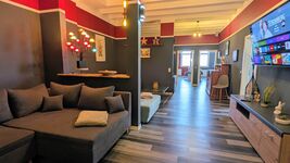 Gemeinschaftsbereich mit Flat TV