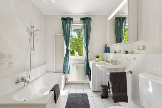 Wohnung nahe an der Autobahn mit Balkon Picture 4