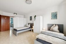 Wohnung nahe an der Autobahn mit Balkon Picture 13
