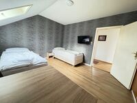 DG Zimmer 12