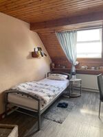 Guestroom in Wermelskirchen Picture 6