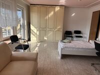 M u. M Zimmervermietung Bild 6