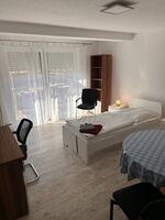 M u. M Zimmervermietung Bild 7