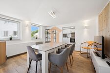 Wohnzimmer mit Essbereich EG
