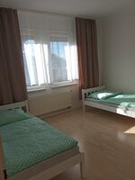 3 Schlafzimmer Wohnung mit Garten und 3 Parkplätze Picture 3