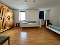 2 Einzelbetten, Koskauer Straße 4