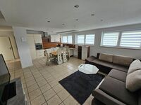 3 Zimmerwohnung mit Balkon in Elbnähe Bild 2