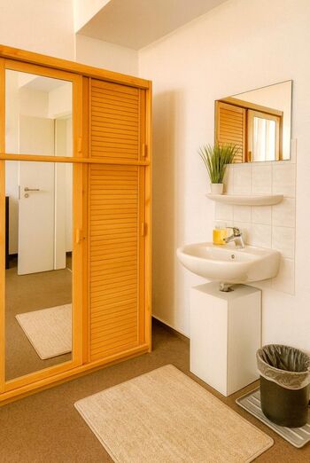 60 Zimmer (Einzel/Doppel) | Raucher/NR möglich | Parkplätze inkl. Bild 3