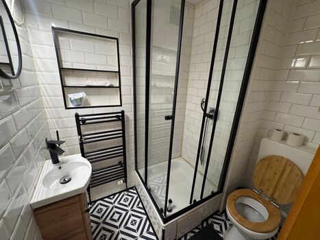 MB Homes Reutlingen-Metzingen-Tübingen ( Einzelzimmer) Ganzes Haus Picture 3