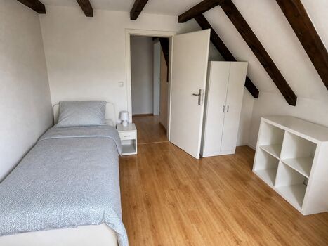 FL9 / TOMASZ-LIVING in HANDEWITT - Großes Zimmer + WLAN Zdjęcie 2