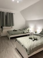 Schlafzimmer 4