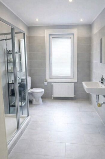 3 Wohneinheiten mit Küchen und Mobiliar am Holzmarkt Picture 3