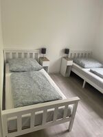 Max 13 Person 2 Bäder/2 Küchen / 6 Zimmer near Tesla Obrázok 5