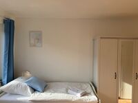 Helles Studio nahe Hamburg | A1 und A24 Bild 3