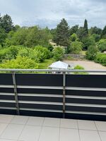 Blick vom Balkon, Parkplätze für unsere Gäste